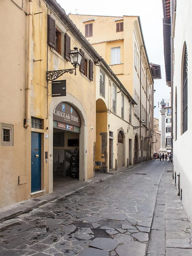 Romantic Terme Studio Florence Apartment