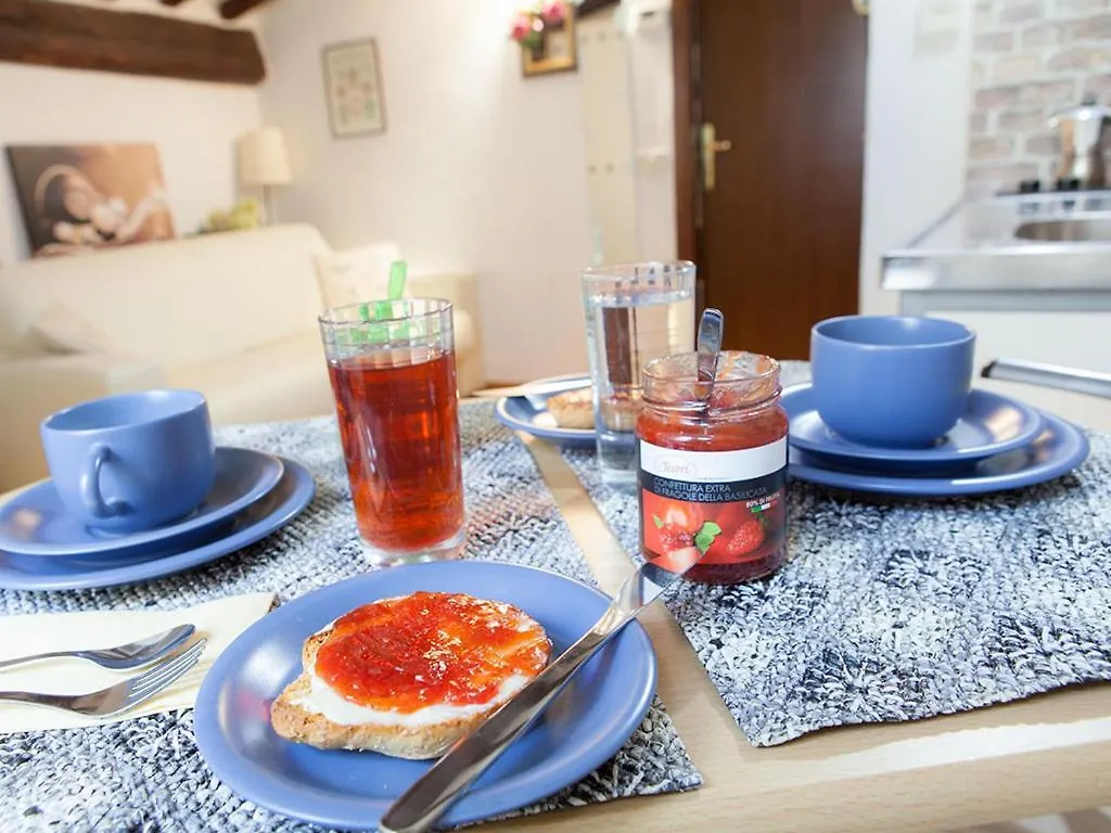 Romantic Terme Studio Florence Apartment